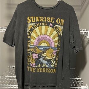 NWOT * Billabong Vintage Black Sunrise Graphic Tee Size S